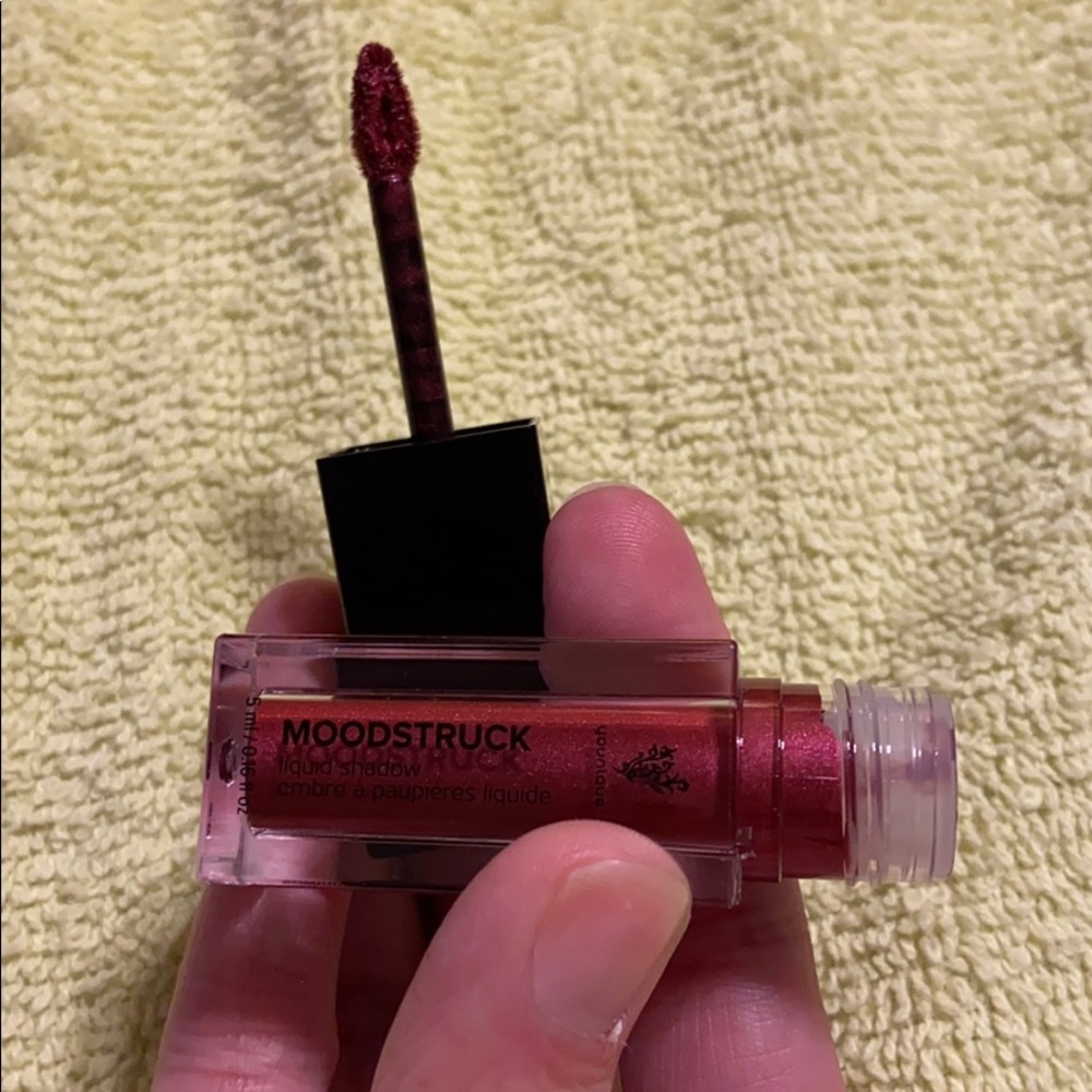 Moodstruck Liquid shadow